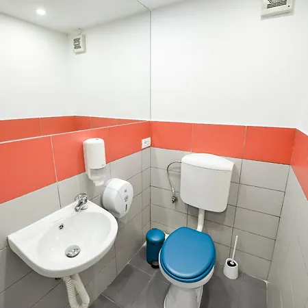 Ideal Old Centre Apartment *